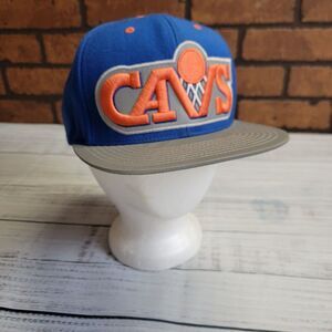 Mitchell Ness Snapback Blue Silver Cap Cleveland Cavaliers Cavs Wool Blend Retro